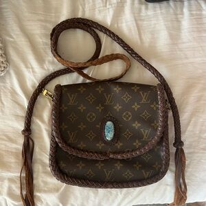 Leather and Vodka / Vintage Boho Bag style Authentic Louis Vuitton St. Cloud
